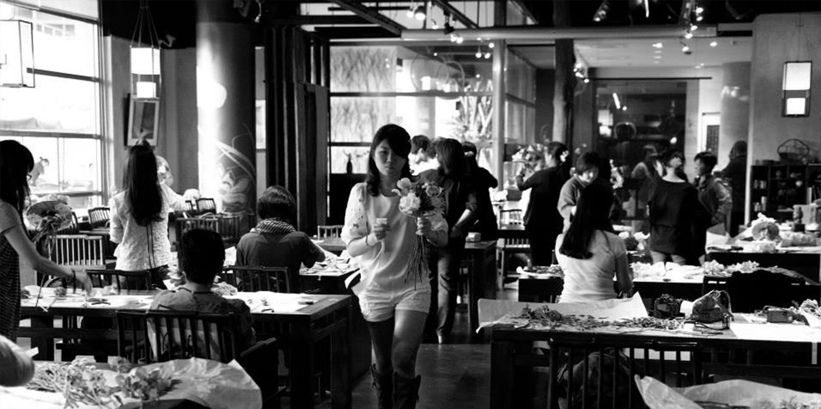 十月二十日在國美館秋山堂主持 “茶見清席“ 的雅聚 十月二十日在國美館秋山堂主持 “茶見清席“ 的雅聚