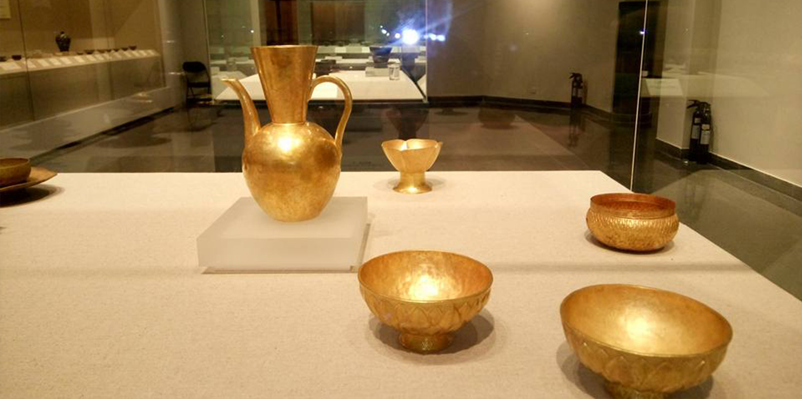 北京大學 x 香港泰華古軒  閒事與雅器 木+木 有幸參與協辦 北京大學 x 香港泰華古軒  閒事與雅器 木+木 有幸參與協辦